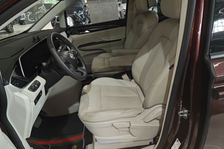 Used Buick GL8 2022 ES Landtrek 653T Comfort Edition
