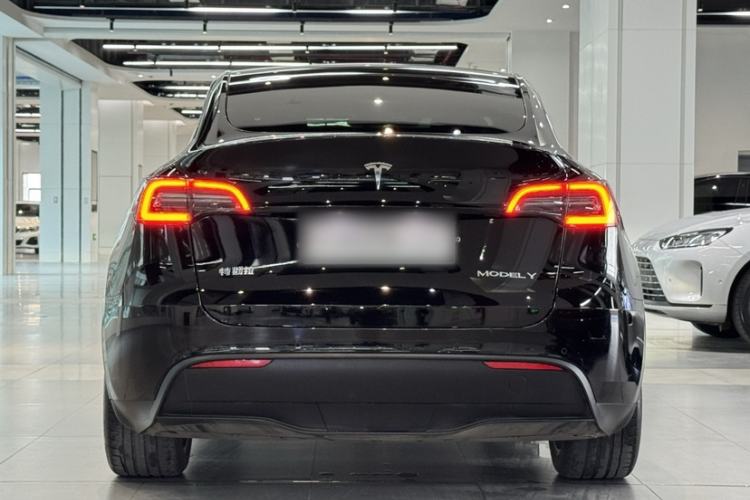 Used Tesla Model Y 2022 Rear-Wheel-Drive Version