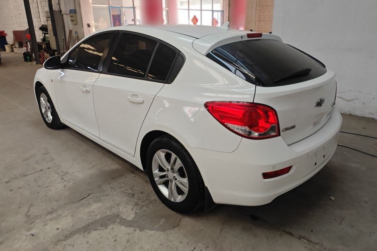 Used Chevrolet Cruze 2013 Hatchback 1.6L Automatic Luxury Model
