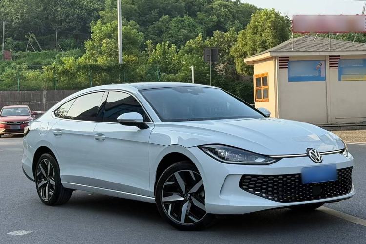 Used Volkswagen Lamando 2024 Lavida L 280TSI DSG Cool & Spicy Edition
