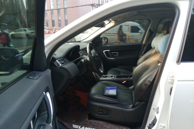 Used Land Rover Discovery Sport 2019 240 PS SE Version China VI Standard