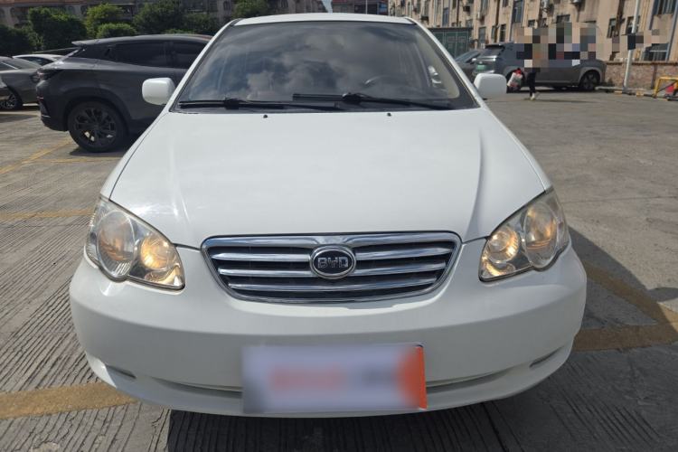 Used BYD F3 2012 Energy-Saving Edition 1.5L Manual Comfort Model
