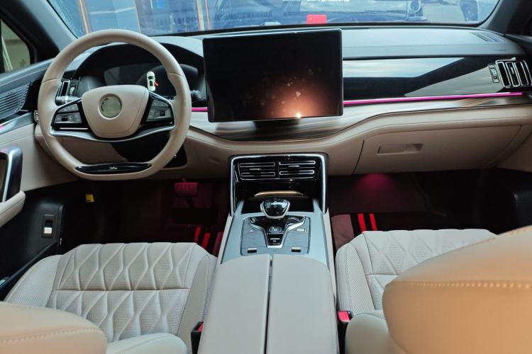 Used BYD Tang New Energy 2024 DM-i Glory Edition 112KM Prestige Model