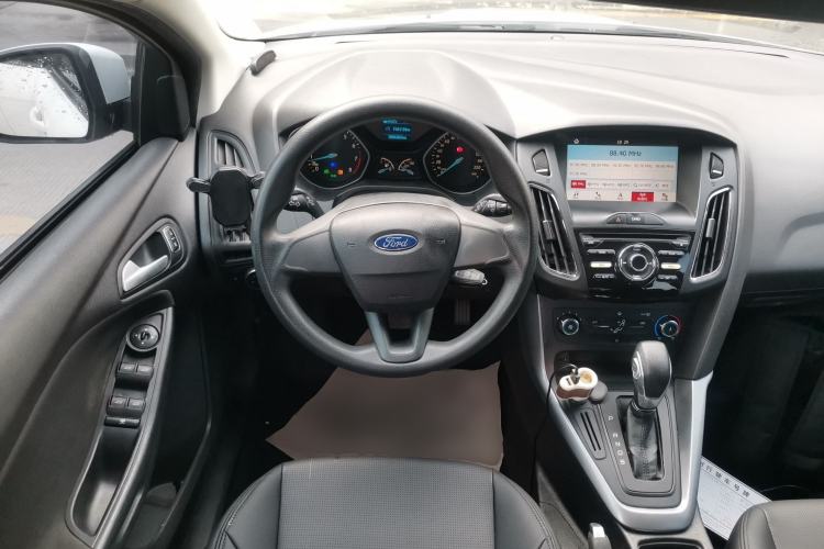Used Ford Focus 2017 Hatchback 1.6L Automatic Comfort Plus SmartDrive Edition
