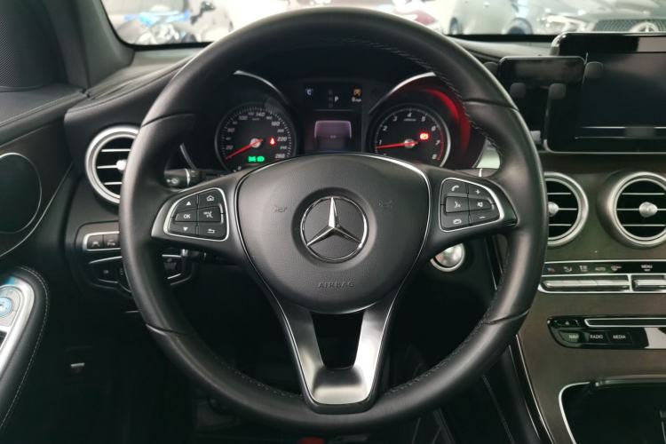 Used Mercedes-Benz GLC 2019 GLC 300 L 4MATIC Dynamic Model