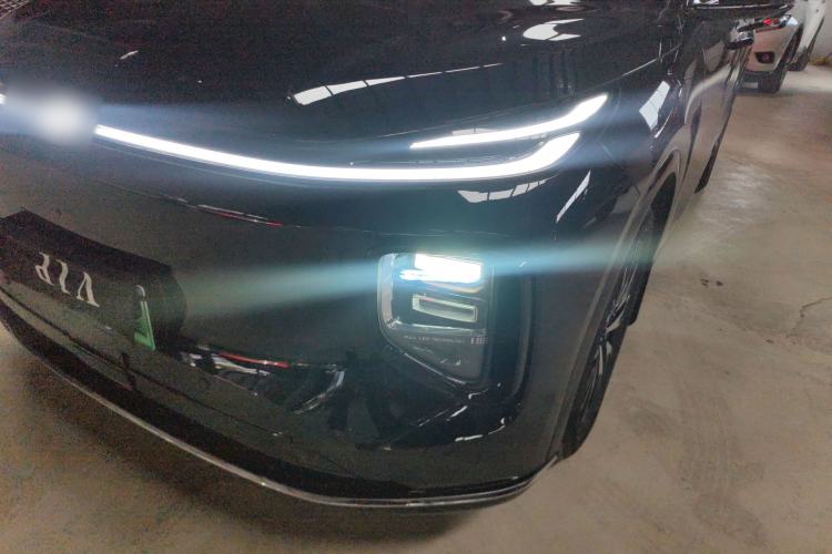 Used  Q07 2025 215 Flagship Edition
