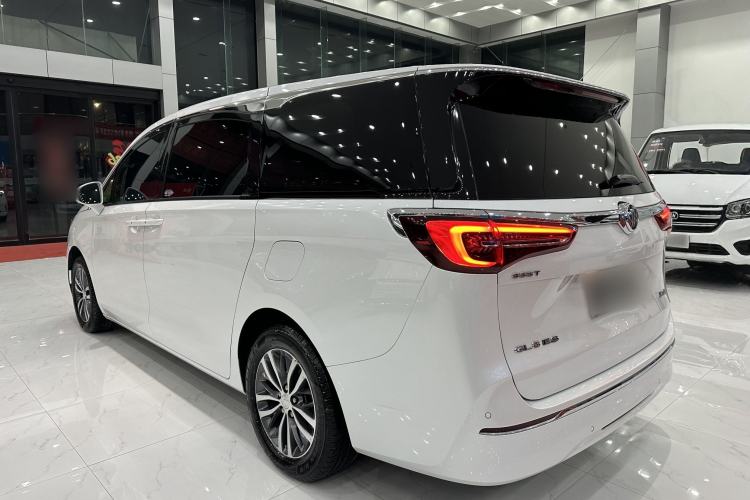 Used Buick GL8 2022 ES Landtrek 653T Comfort Edition