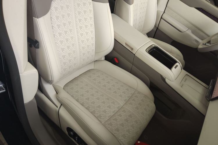 Used Zeekr 7X 2025 100kWh Long-Range All-Wheel Drive Intelligent Driving Version