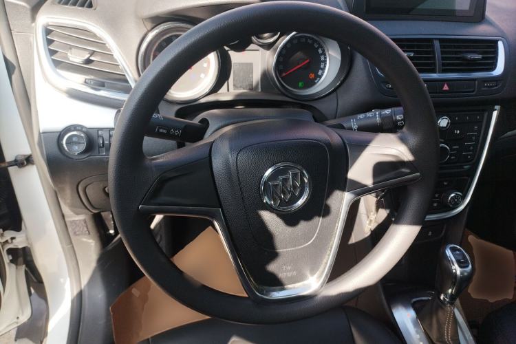 Used Buick Encore 2015 1.4T Automatic Two-Wheel Drive Urban Elite Version