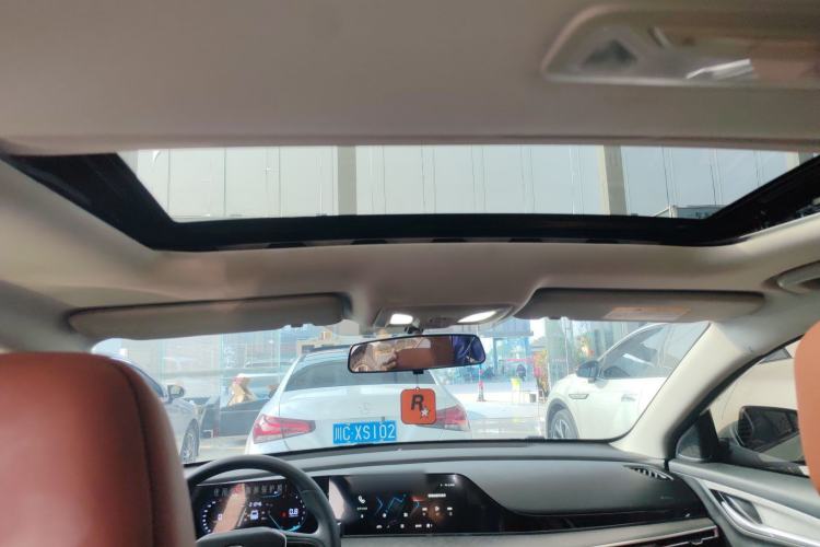 Used Changan Eado 2024 PLUS Blue Whale NE 1.4T GDI DCT High-Energy Edition
