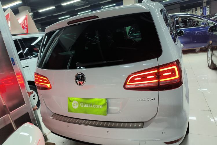 Used Volkswagen Sharan 2018 Revised Version 380TSI Comfort Edition 7-Seater
