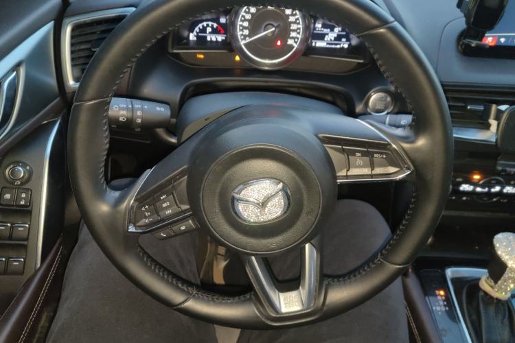 Used Mazda CX-4 2018 2.0L Automatic Two-Wheel Drive Blue Sky Premium Upgrade Version China V Standard
