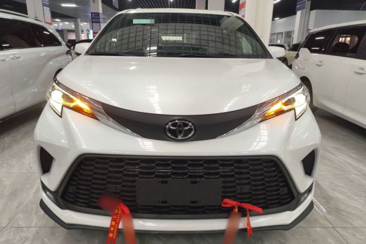 Used Toyota Granvia 2026 Model 2.5L Hybrid Comfort Edition