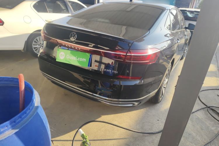 Used Volkswagen Passat 2022 330TSI Starry Luxury Edition
