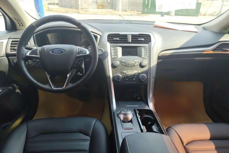 Used Ford Mondeo 2018 EcoBoost 180 Smart Control Fashion Model China VI Standard
