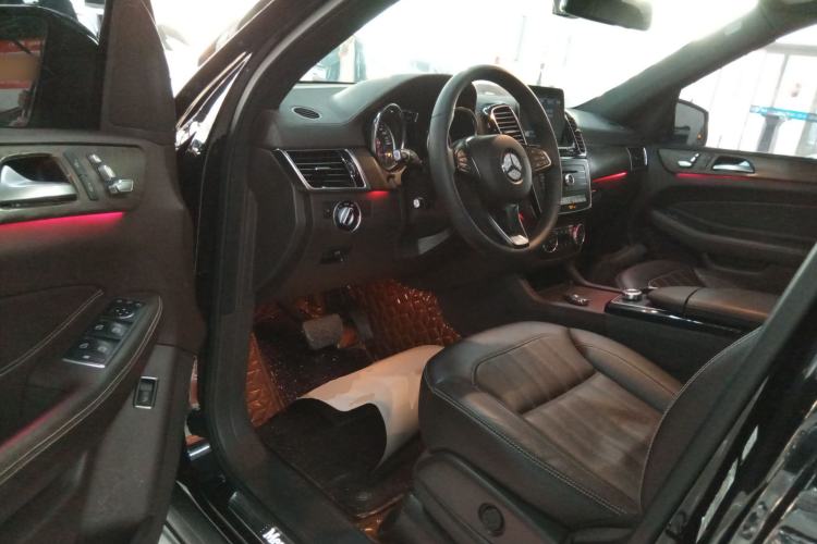 Used Mercedes-Benz GLE 2018 GLE 320 4MATIC Dynamic Edition Collector's Edition
