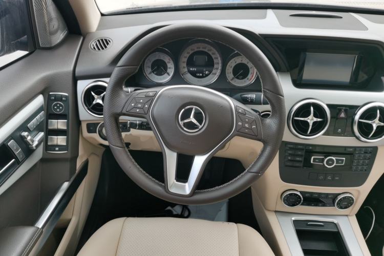 Used Mercedes-Benz GLK-Class 2014 GLK 260 4MATIC Dynamic Model