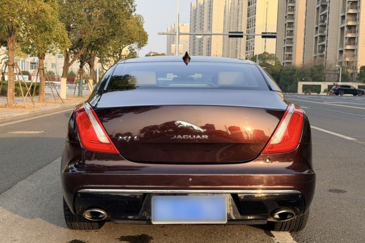 Used Jaguar XJ 2016 XJL 2.0T Two-Wheel-Drive Elegant Business Edition
