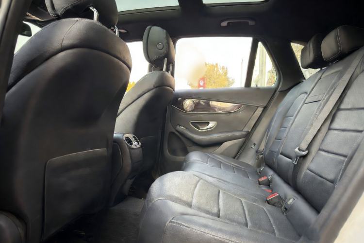 Used Mercedes-Benz GLC 2017 GLC 260 4MATIC Luxury Model
