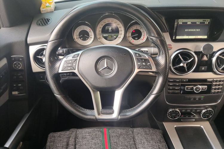 Used Mercedes-Benz GLK-Class 2015 GLK 260 4MATIC Dynamic Edition Ultimate Version
