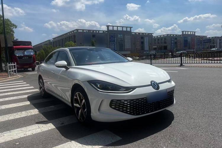 Used Volkswagen Lamando 2024 Lavida L 280TSI DSG Cool & Spicy Edition
