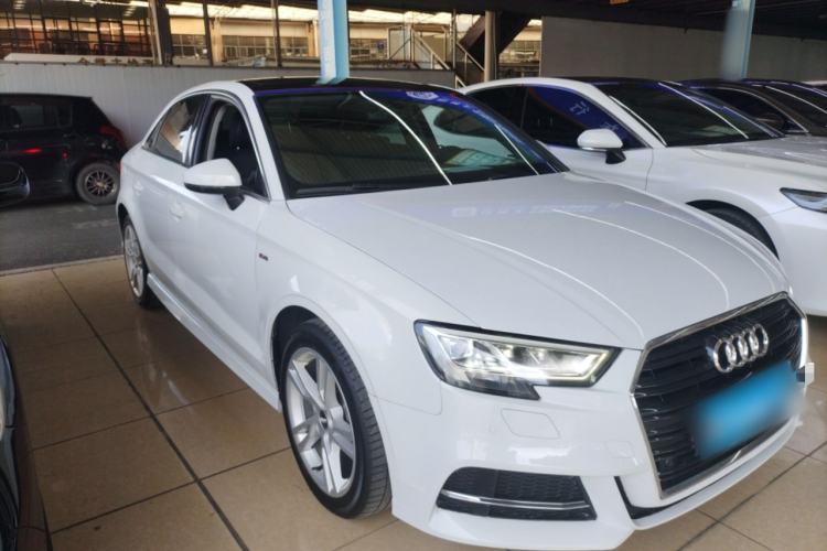Used Audi A3 2019 Limousine 35 TFSI Fashion Edition China VI Emission Standard
