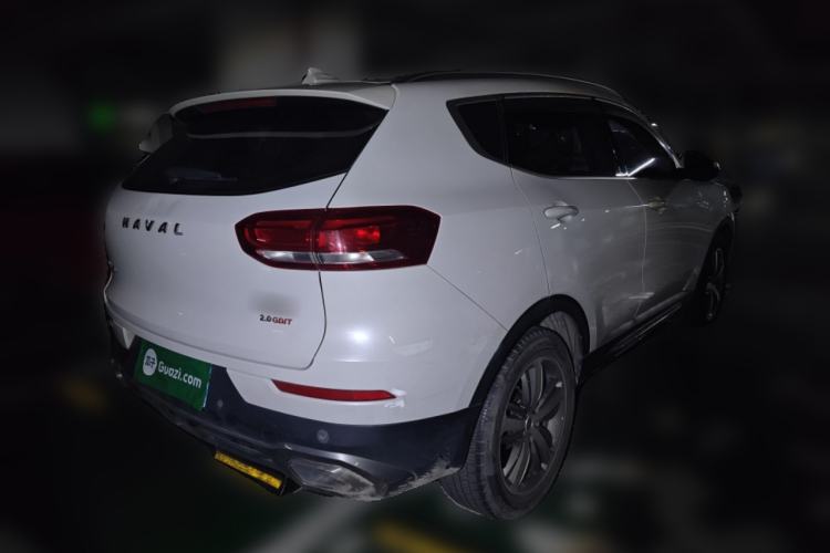 Used Haval H6 2017 Red Label 2.0T Automatic Two-Wheel Drive ZhiShang Model
