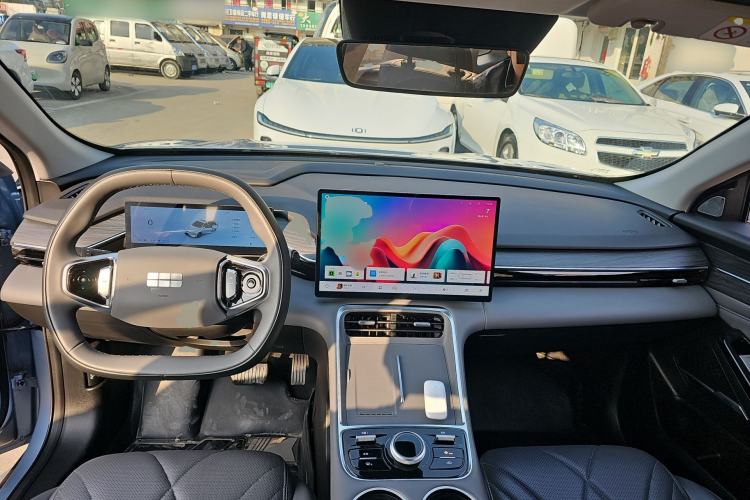 Used  L6 2025 EM-i 140km Starship Edition