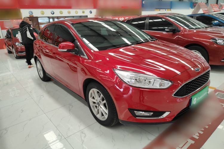Used Ford Focus 2015 Hatchback 1.6L Automatic Fashion Edition
