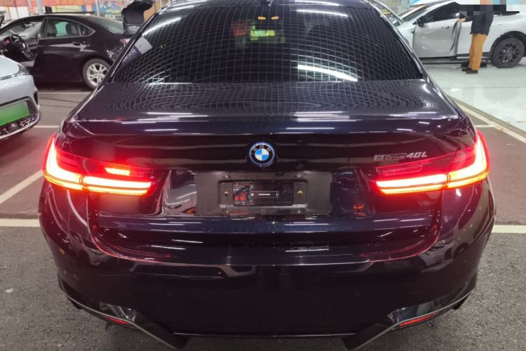 Used BMW i3 2025 eDrive 40 L Midnight Edition
