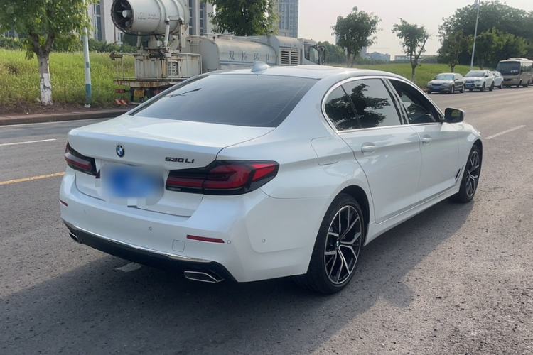 Used BMW 5 Series 2022 Updated 530Li Luxury Edition Premium Package
