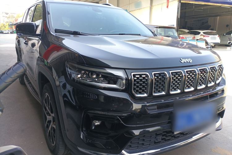 Used  Grand Commander 2022 2.0T Four-Wheel Drive Luxury Edition
