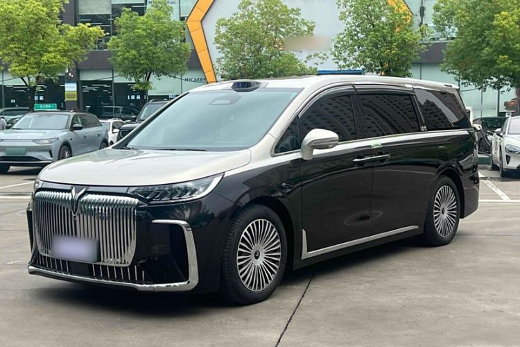 Used VOYAH Dream 2025 PHEV Four-Wheel-Drive Flagship Version – Qiankun Edition
