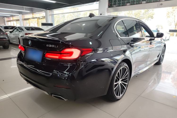 Used BMW 5 Series 2022 Restyled 530Li Leading Edition M Sport Package