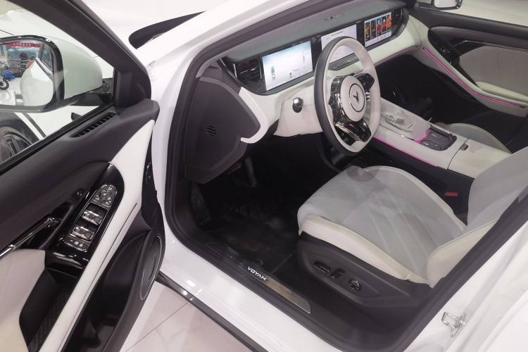 Used VOYAH FREE 2025 318 318 km Rear-Drive Touring Edition
