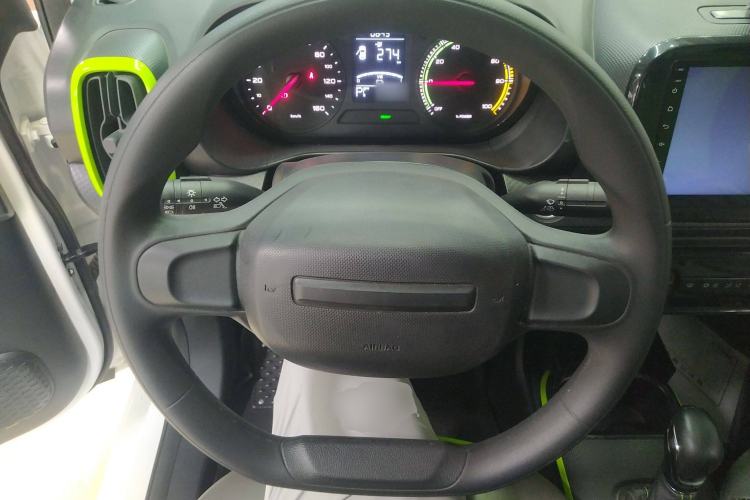 Used Roewe Clever 2021 302 km New Four-Seater Super-Efficient Version
