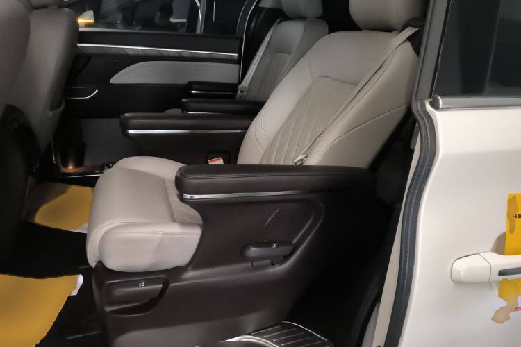 Used GAC Trumpchi M8 2021 Lingxiu Series 390T Luxury Edition
