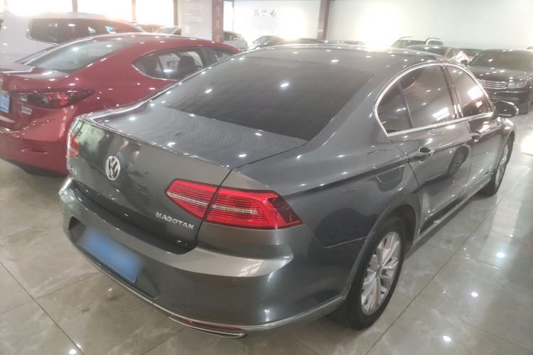 Used Volkswagen Magotan 2017 330TSI DSG Luxury Model
