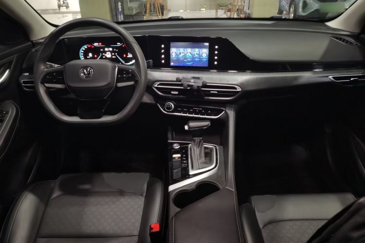 Used Changan Eado 2022 PLUS 1.6L GDI CVT Elite Model
