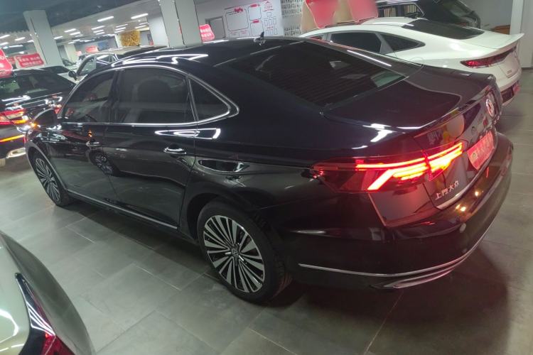 Used Volkswagen Passat 2019 330TSI Luxury Edition China VI Standard