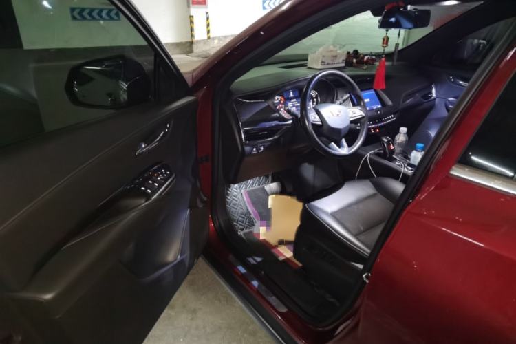 Used Cadillac XT4 2018 28T Two-Wheel Drive Tech Version
