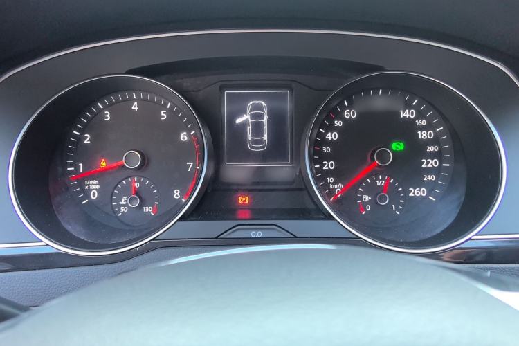 Used Volkswagen Magotan 2018 Facelift 330TSI DSG Luxury Model
