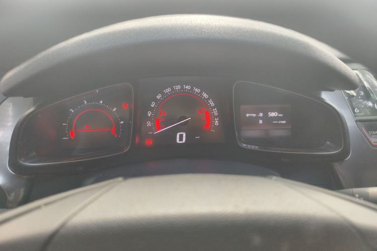 Used  5 2013 1.6T Elegant Edition THP200