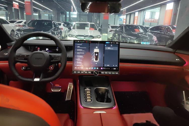 Used  SU7 2024 Four-Wheel Drive Ultra-Long Range Advanced Intelligent Driving Max Edition
