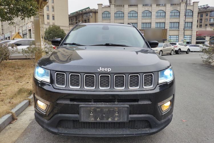 Used  Compass 2017 200T Automatic Family Edition
