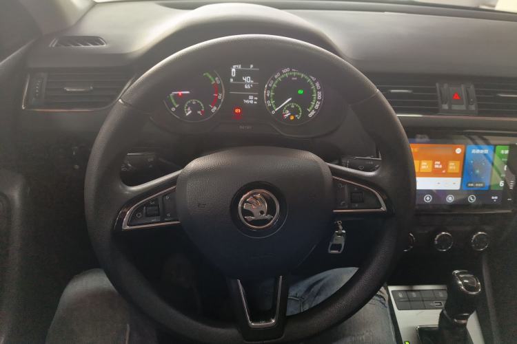 Used Skoda Octavia 2019 1.5L Automatic SmartDrive Comfort Edition China VI Standard
