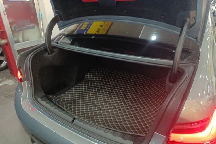 Used BMW 3 Series 2025 325Li M Sport Package
