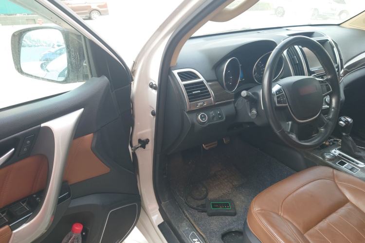 Used Haval H9 2015 2.0T Four-Wheel Drive Luxury 7-Seater
