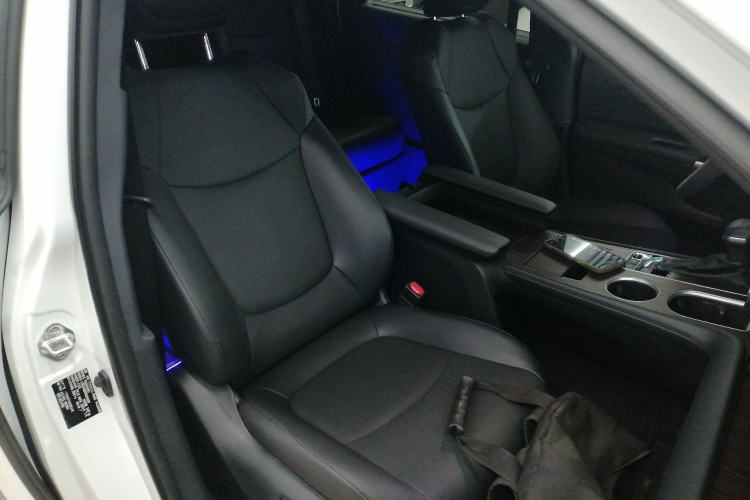 Used Toyota Granvia 2024 2.5L Hybrid Prestige PLUS Four-Wheel Drive Version
