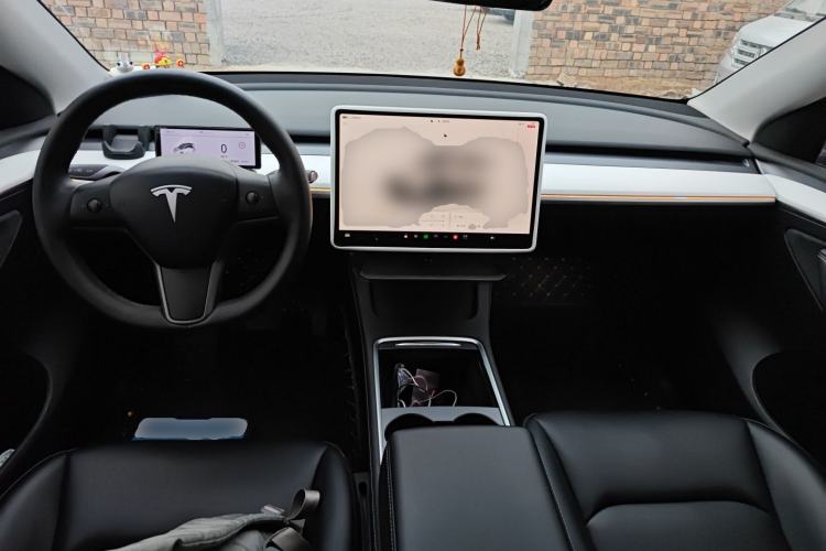 Used Tesla Model Y 2024 Rear-Wheel-Drive Version
